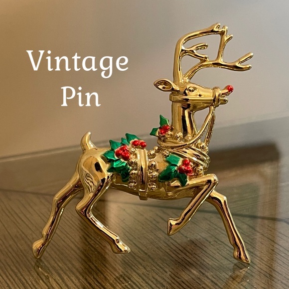 Vintage Jewelry - Large Vintage Gold-tone Reindeer with Holly Accents Brooch Holiday Pin